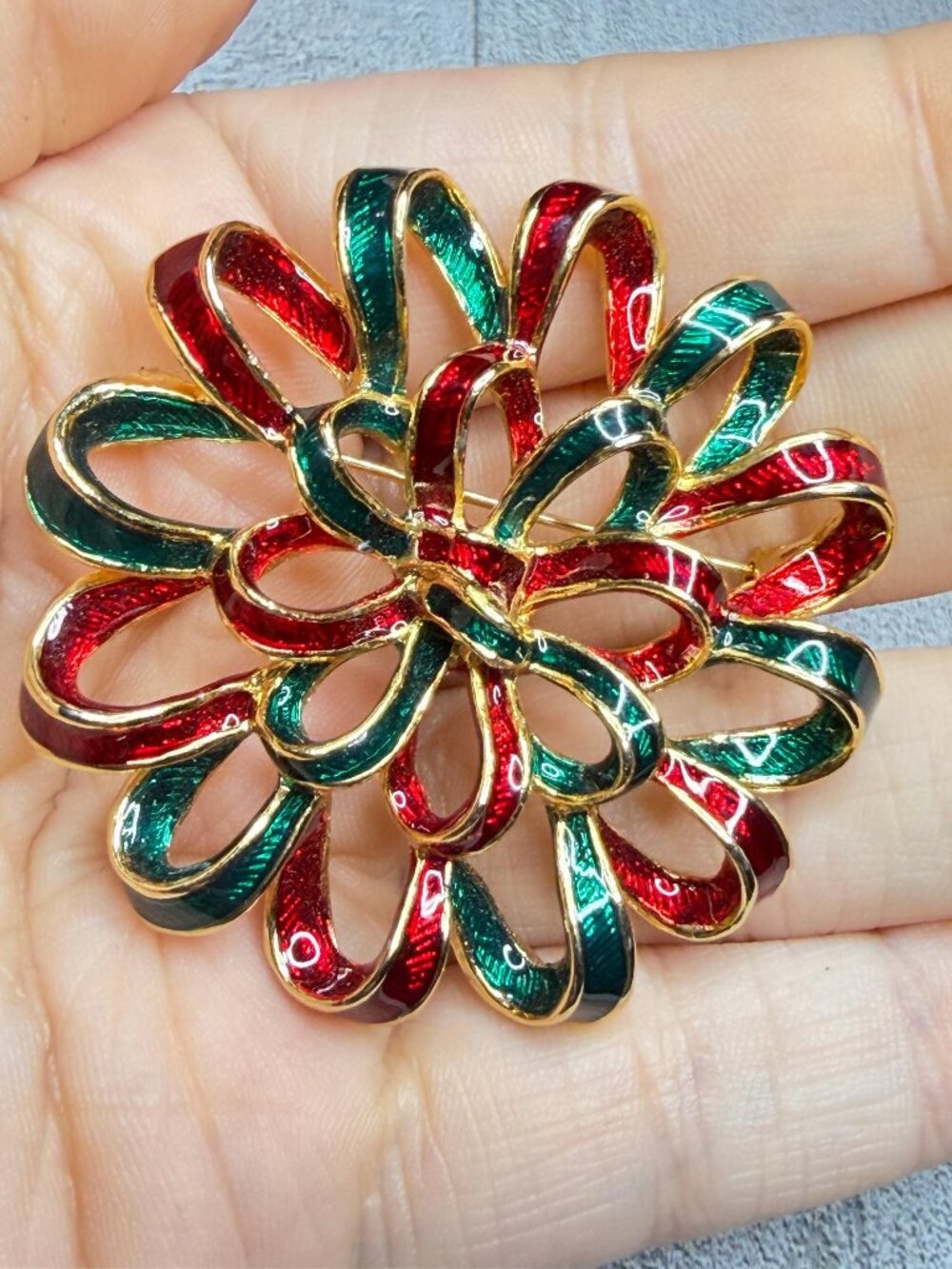 Christmas Ribbon Poinsettia Brooch Red Green Enamel Vintage Pin 3 inches